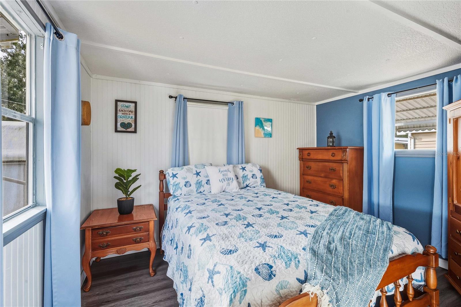 BETMAR ACRES - Residential