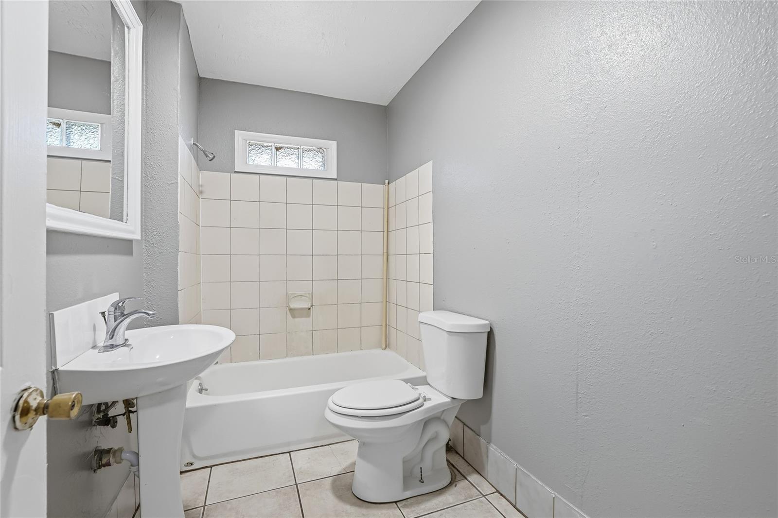 MCRAE & BRYANTS ADD - Residential Income