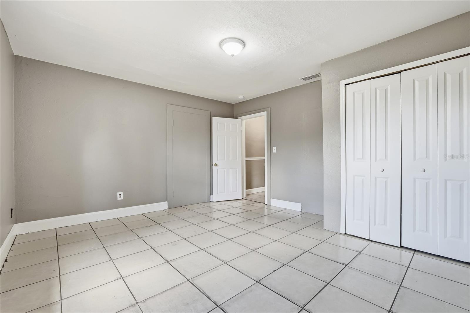 MCRAE & BRYANTS ADD - Residential Income