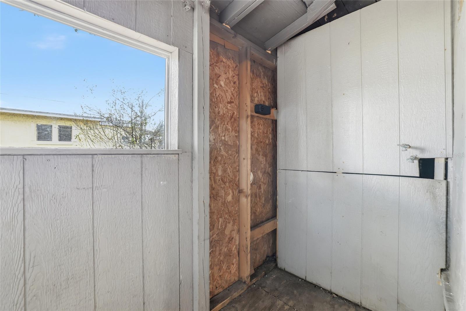 MCRAE & BRYANTS ADD - Residential Income