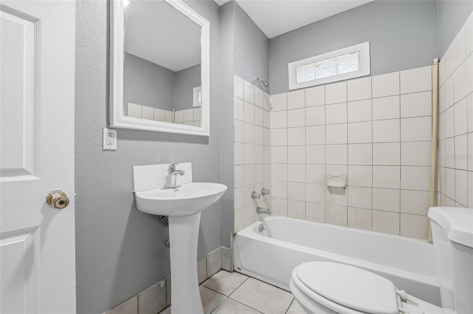 MCRAE & BRYANTS ADD - Residential Income