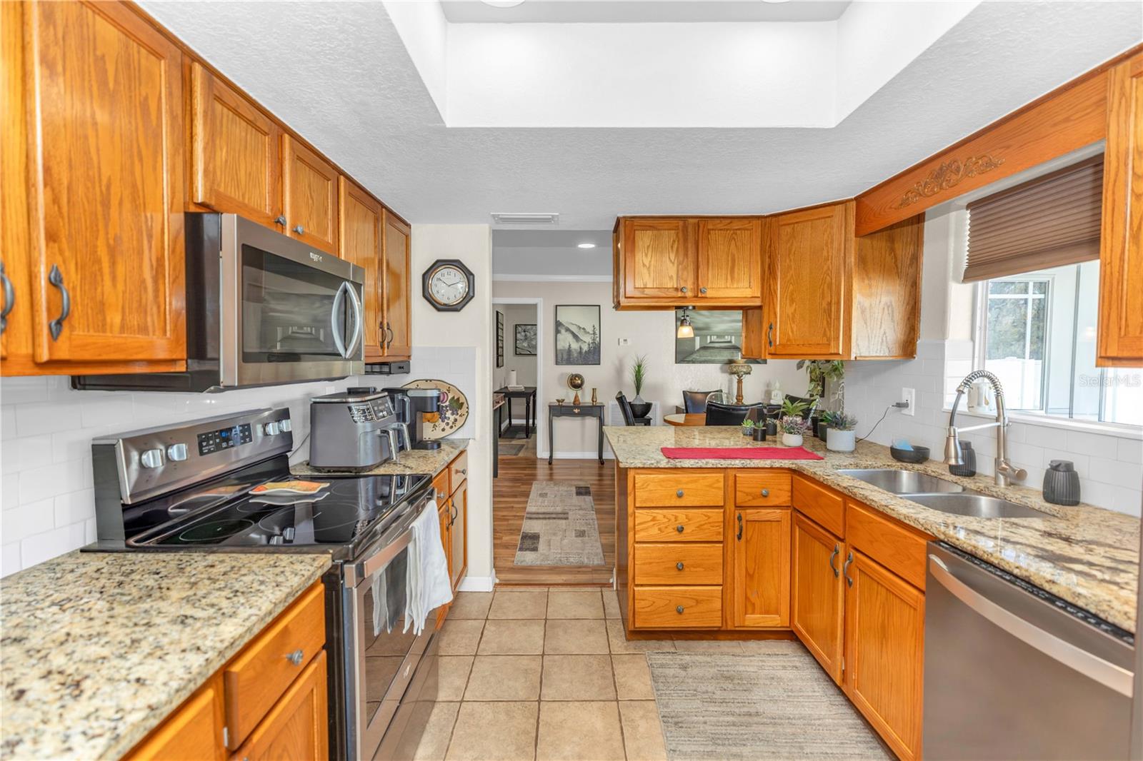 SOUTHSIDE ESTATES - Residential