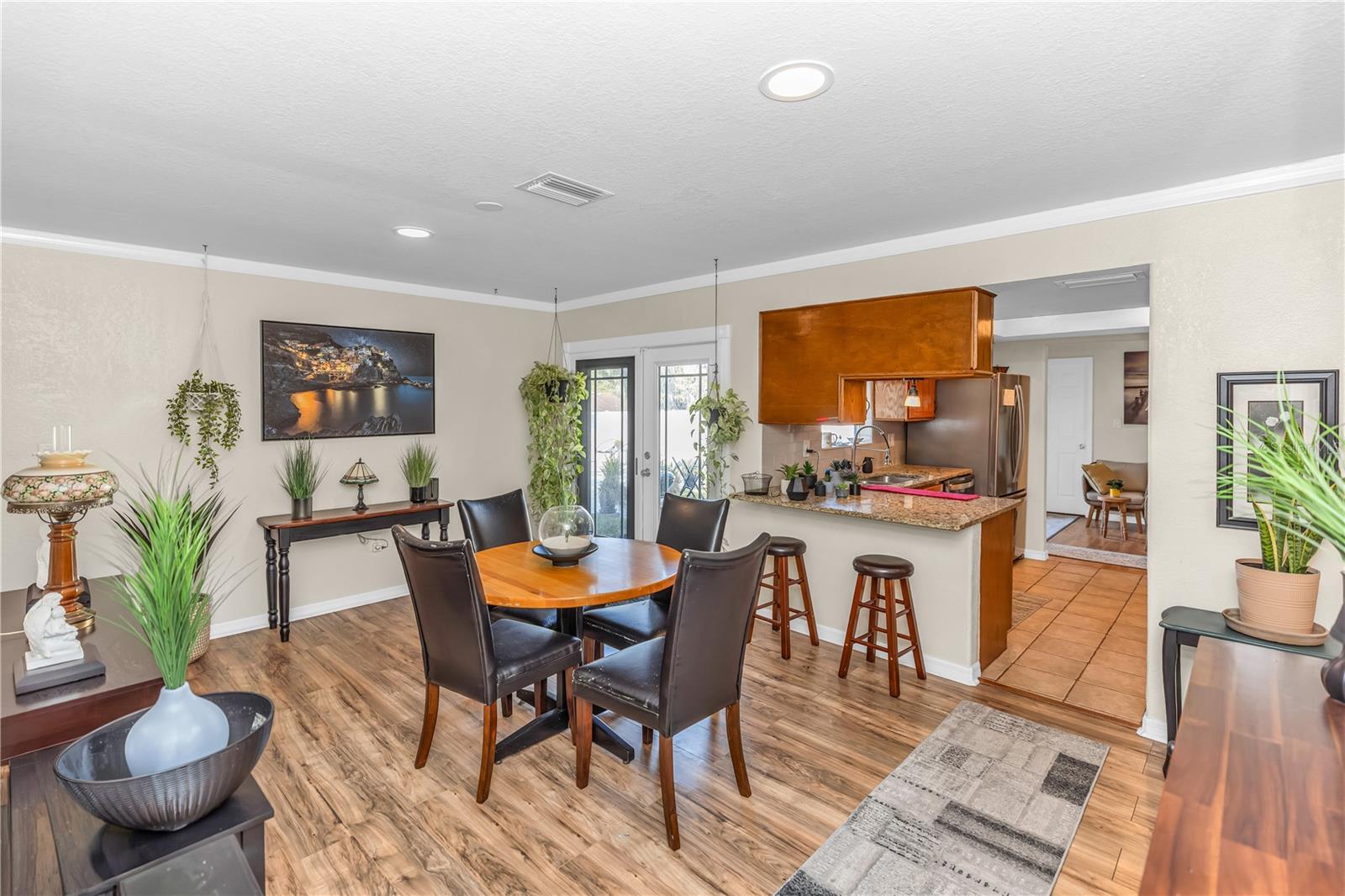 SOUTHSIDE ESTATES - Residential