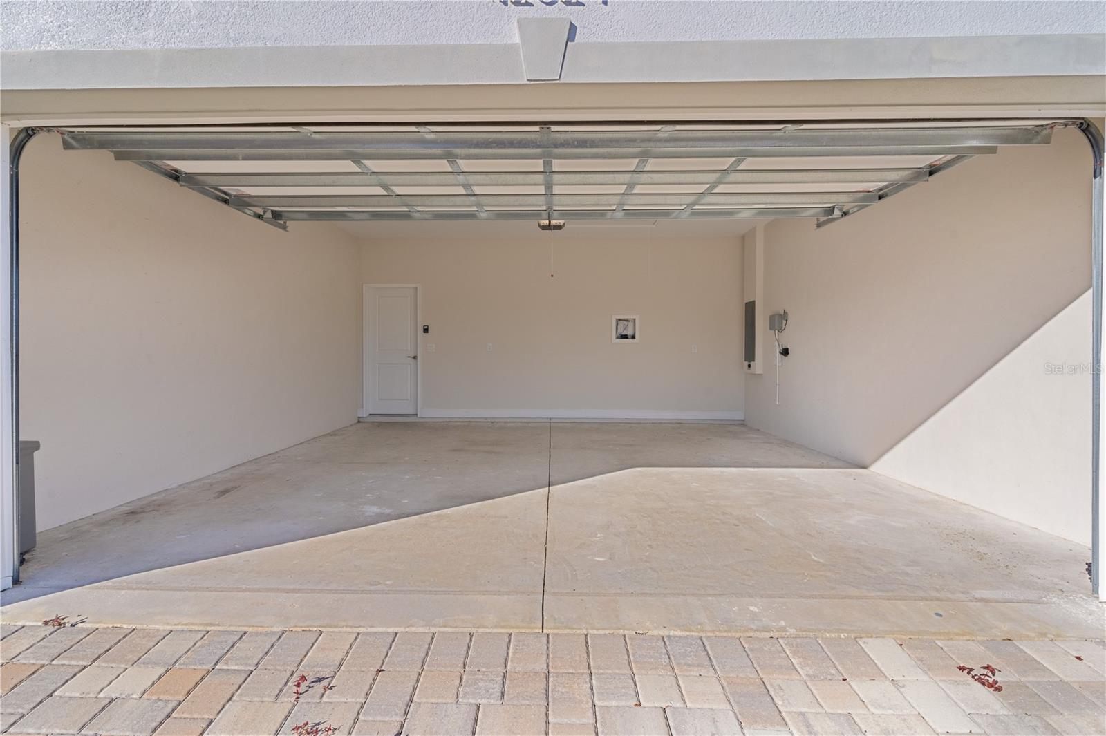 DENSAN PARK PH ONE - Residential