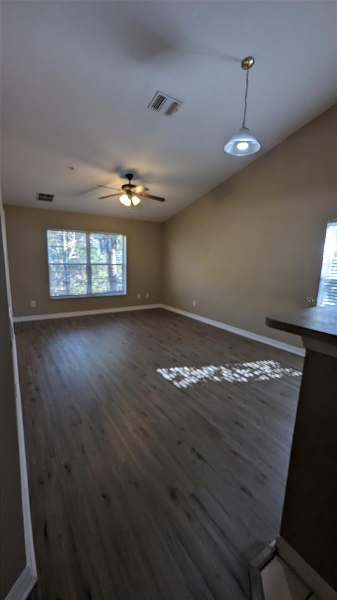 REGENT PARK CONDO PH 26 / - Residential Lease