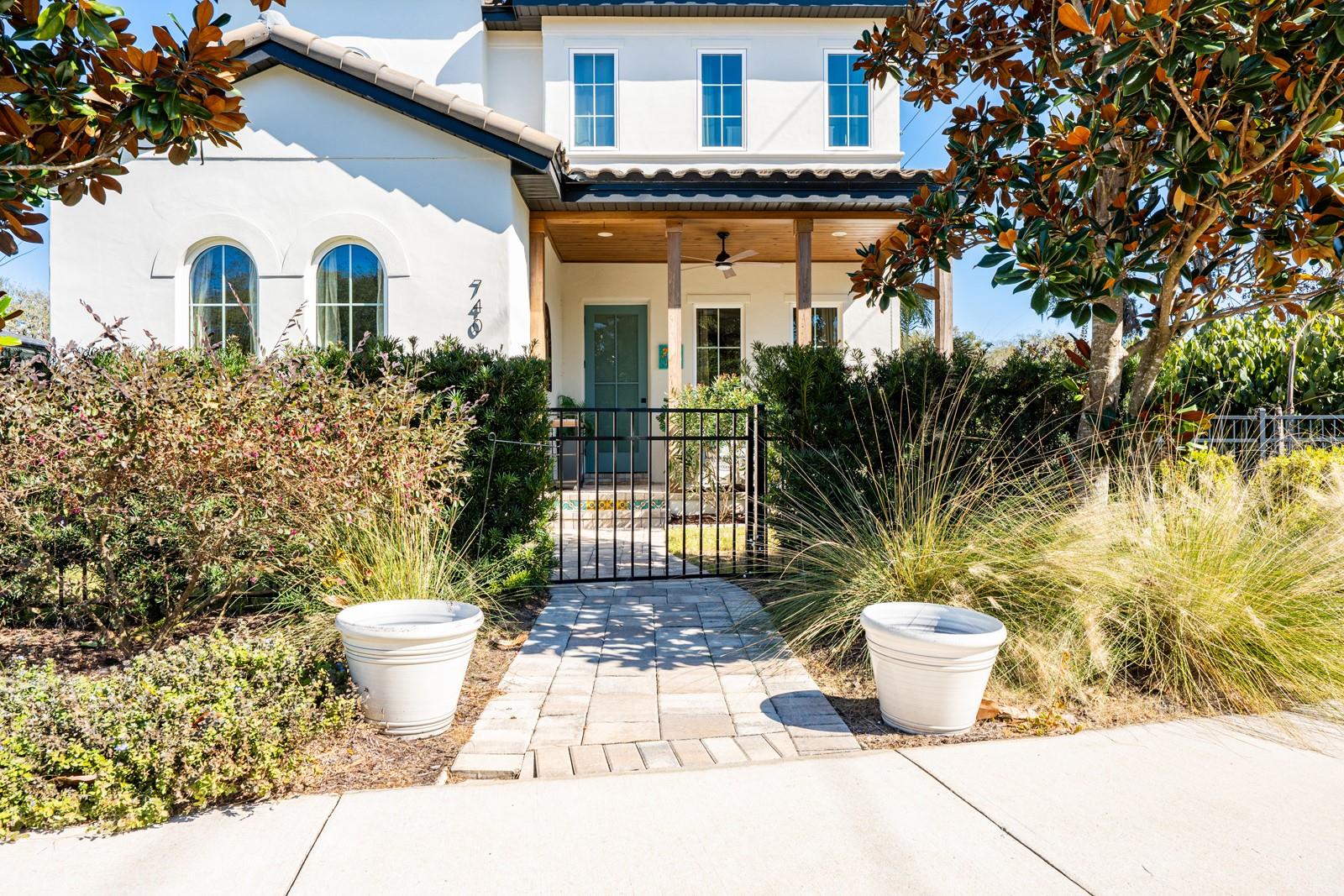 GARDEN WEST - Residential