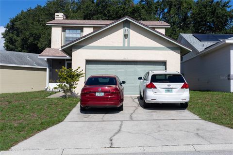 A home in WINTER HAVEN