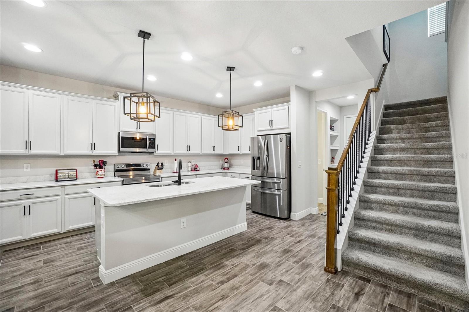 MEADOWGROVE - Residential