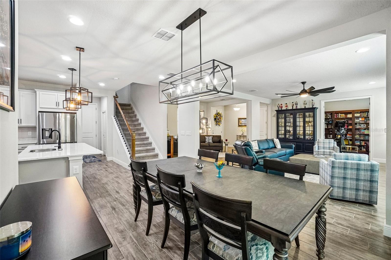 MEADOWGROVE - Residential