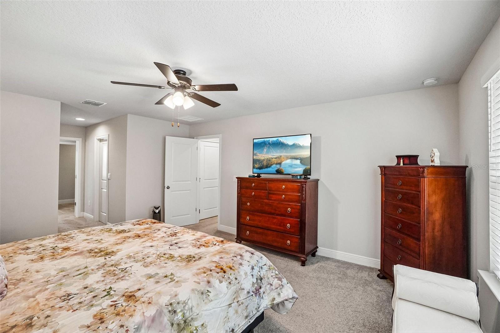MEADOWGROVE - Residential