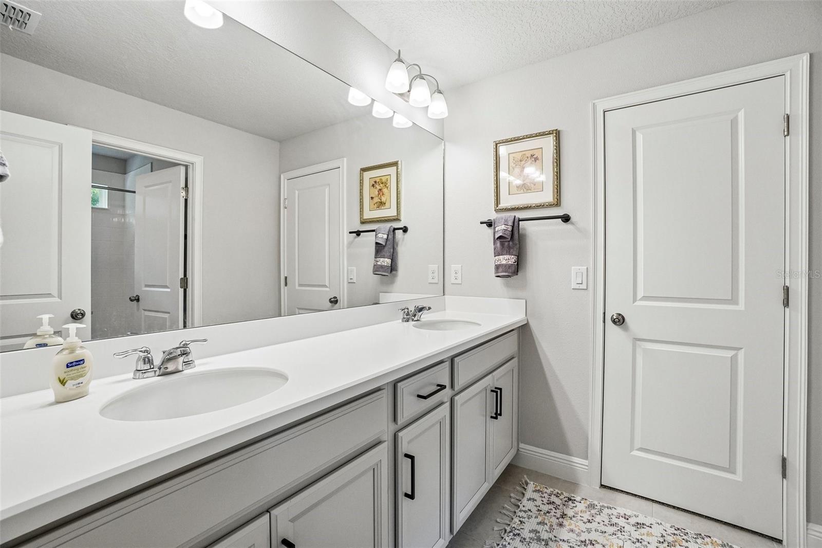 MEADOWGROVE - Residential