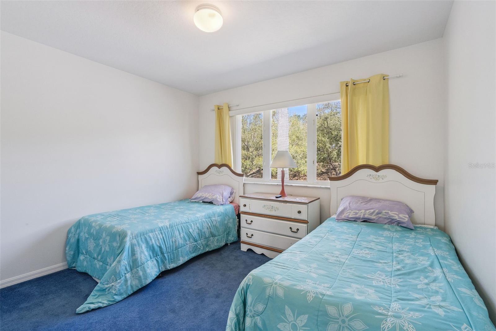 SUNSET LAKES - Residential