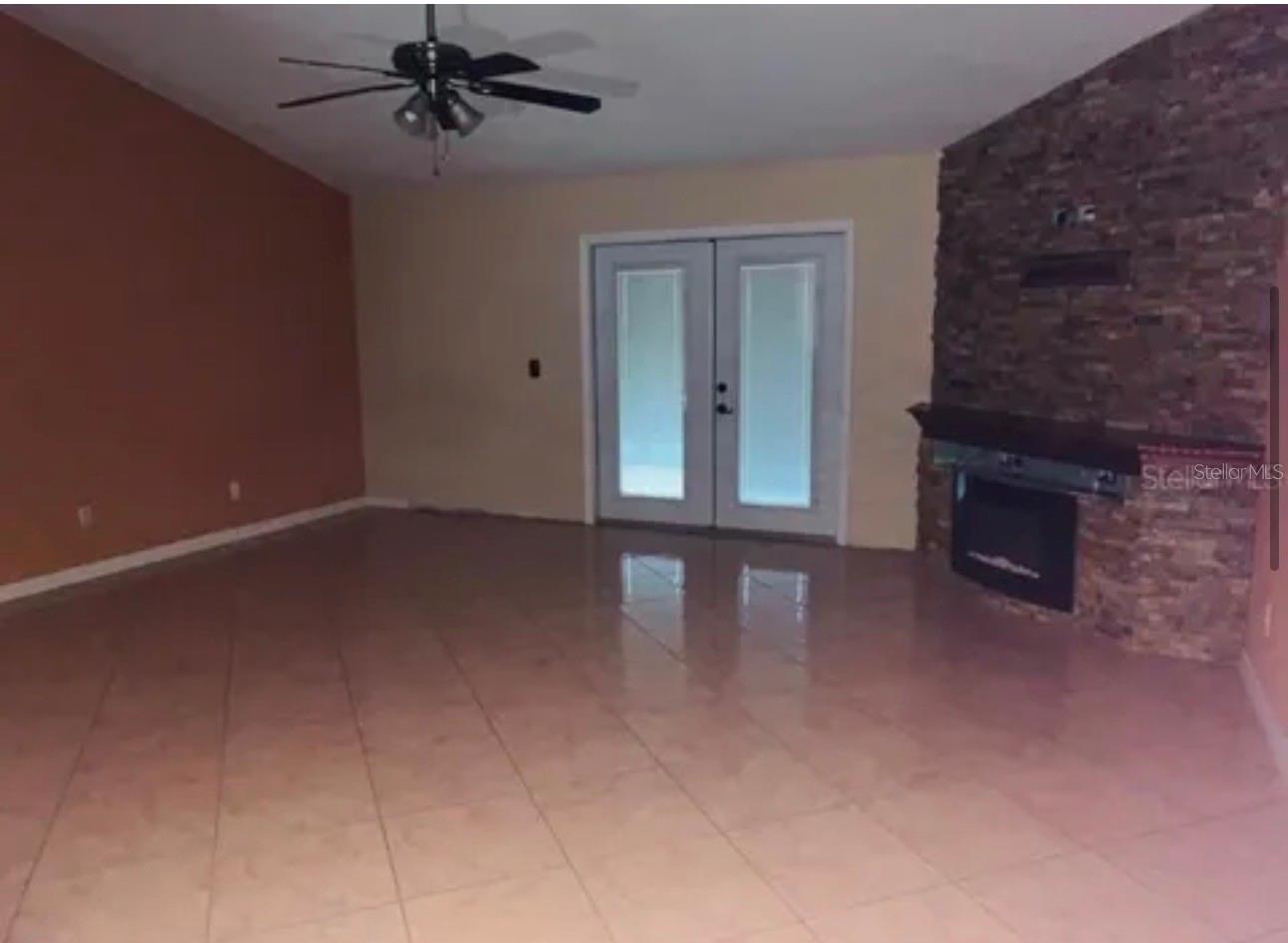 704 CARACARA COURT