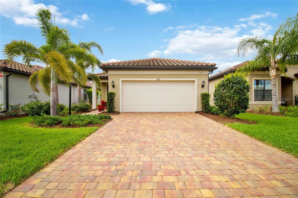 Photo of 6713 Alstead Circle, Lakewood Ranch, FL 34202 (MLS # N6143886)