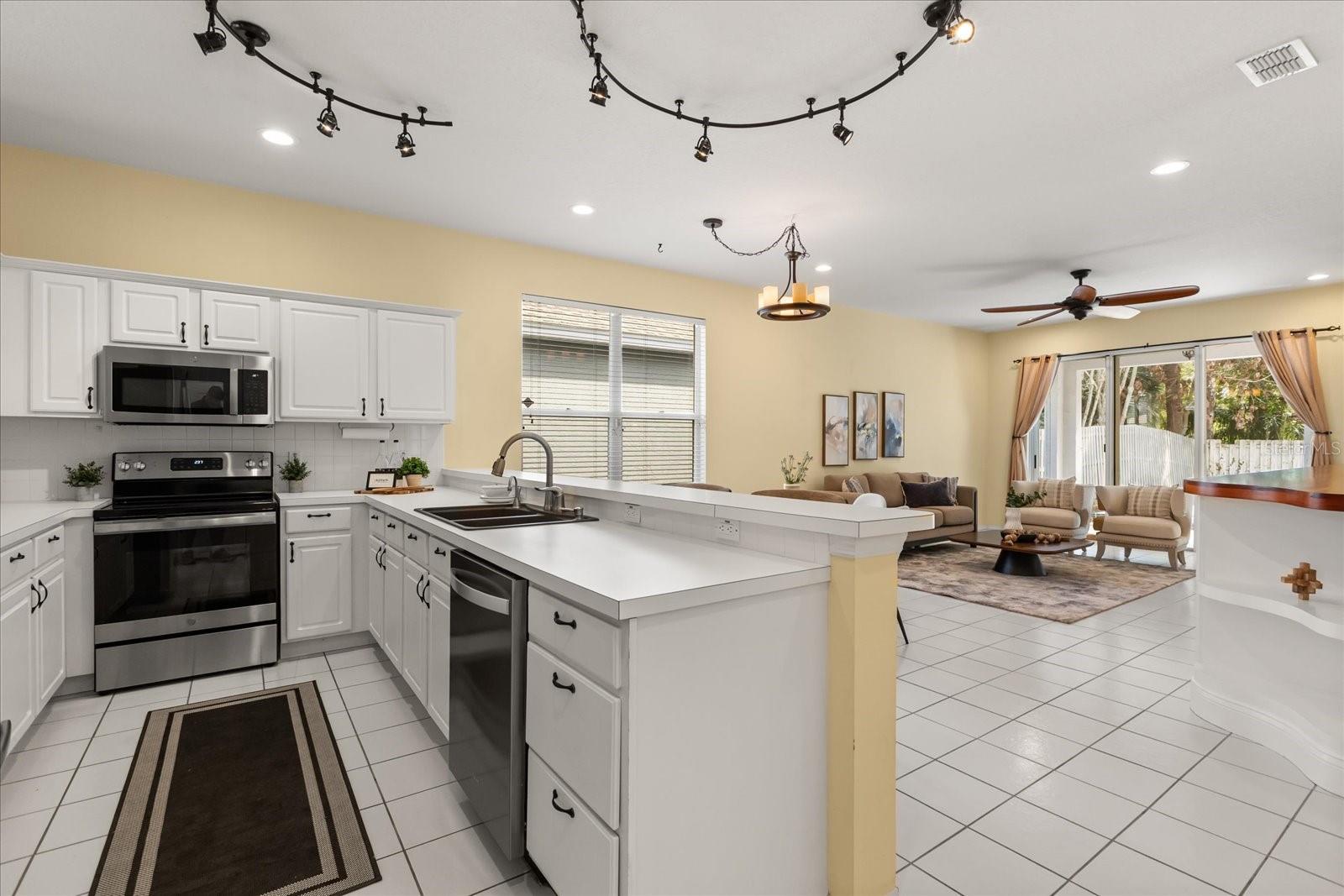 EAGLES WATCH PH 1 - Residential