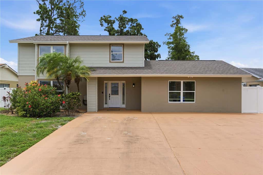 Photo of 7008 Edenbrook Court, Tampa, FL 33634 (MLS # TB8516251)