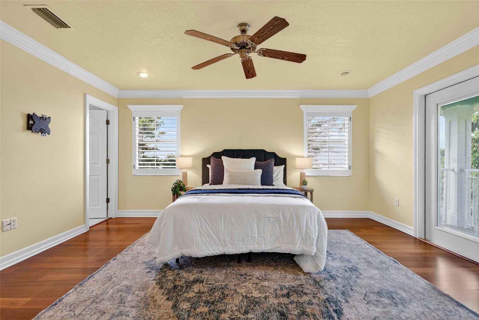 BAYVIEW GROVE - Residential