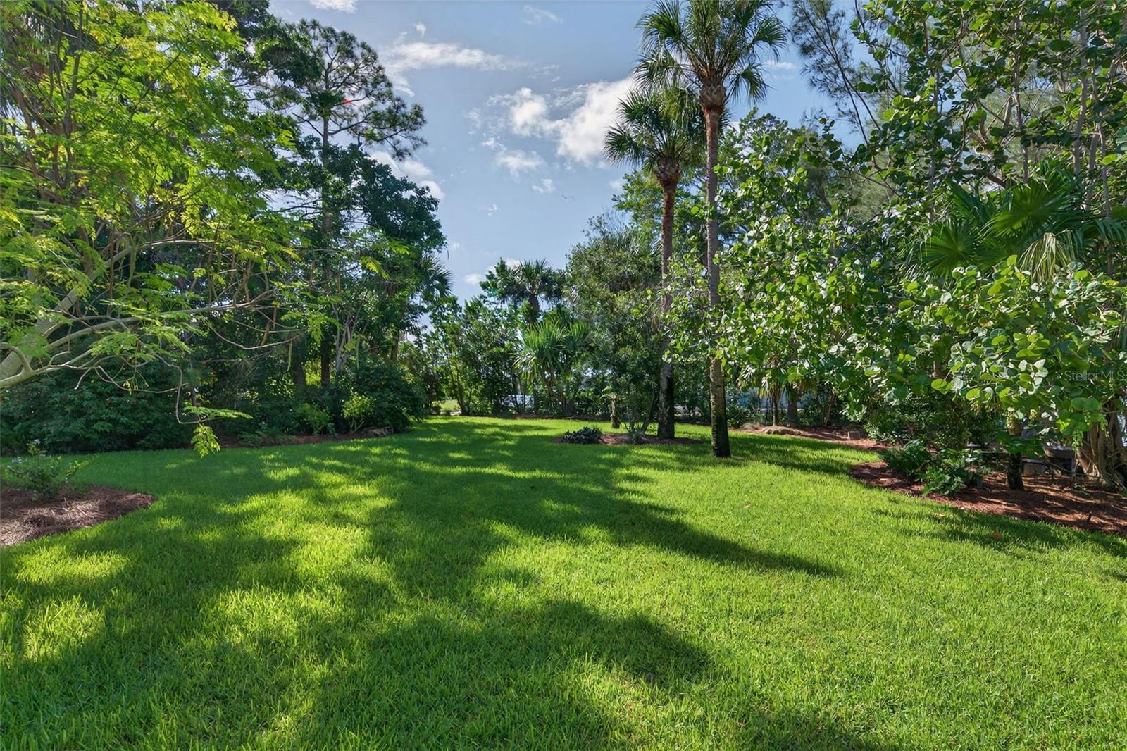 BAYVIEW GROVE - Residential