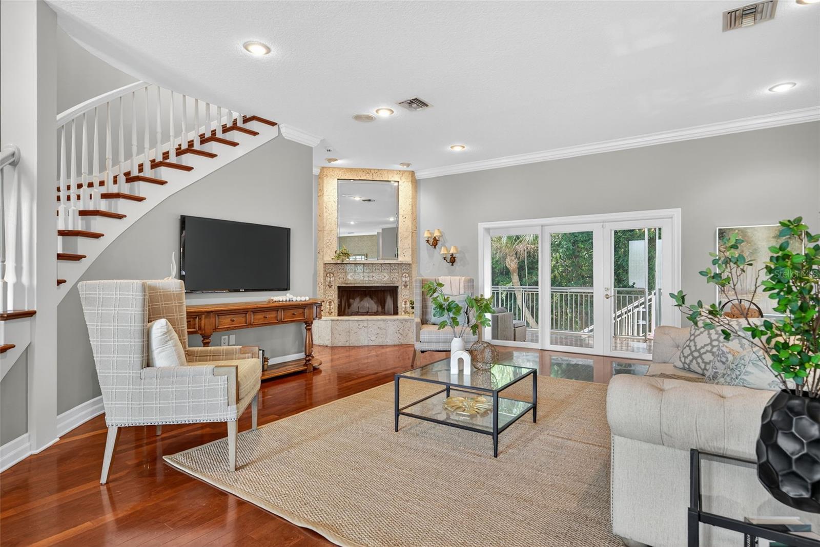 BAYVIEW GROVE - Residential