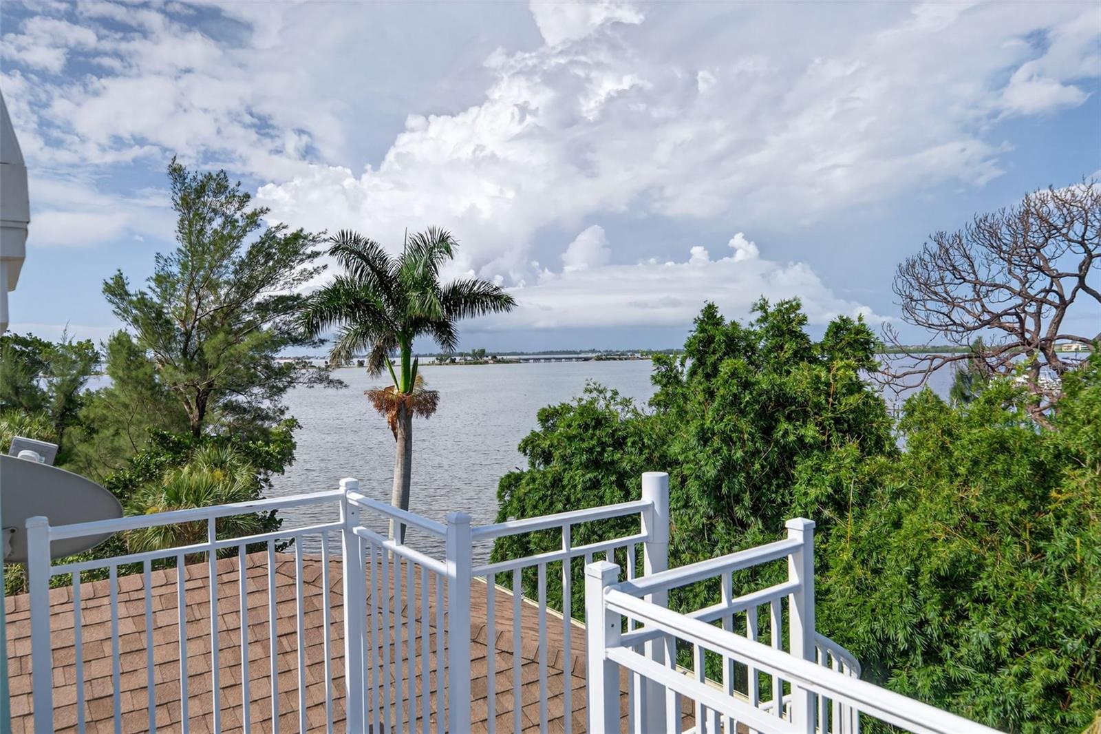 BAYVIEW GROVE - Residential