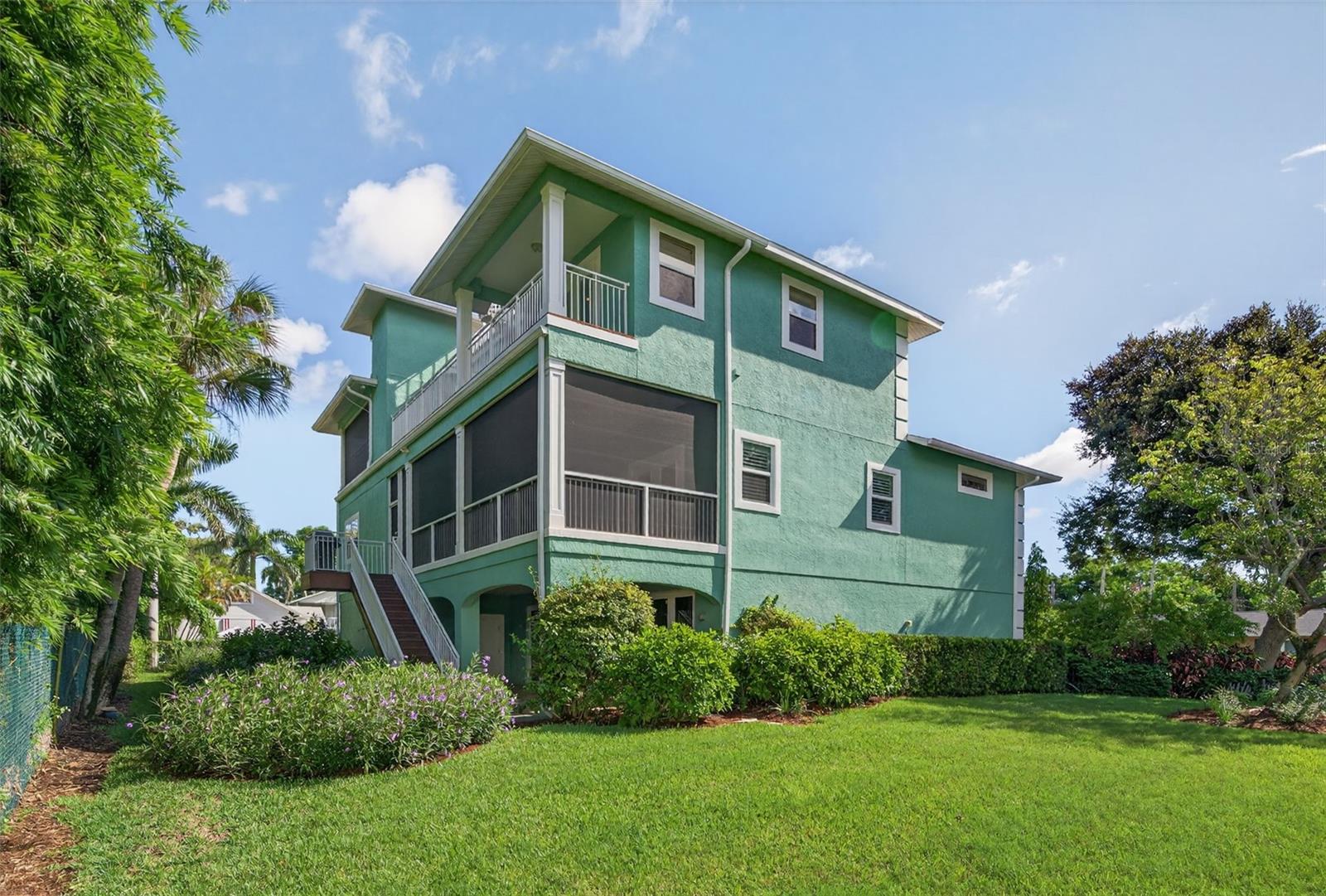 BAYVIEW GROVE - Residential