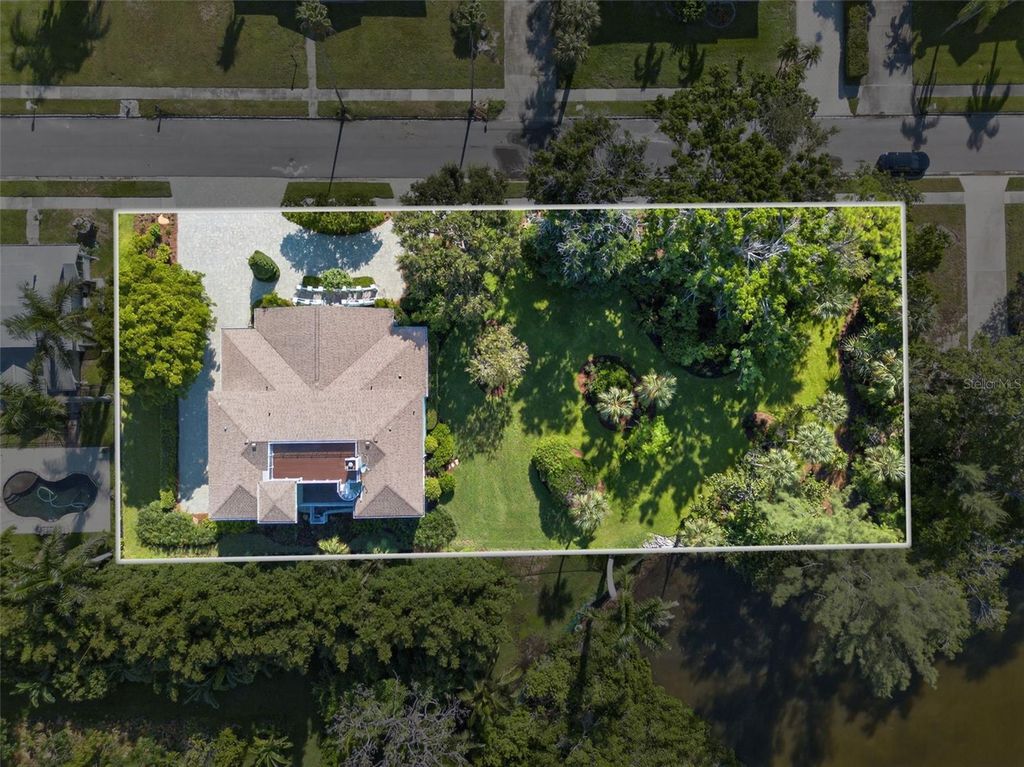 Photo of 508 84th Street NW, Bradenton, FL 34209 (MLS # A4665417)
