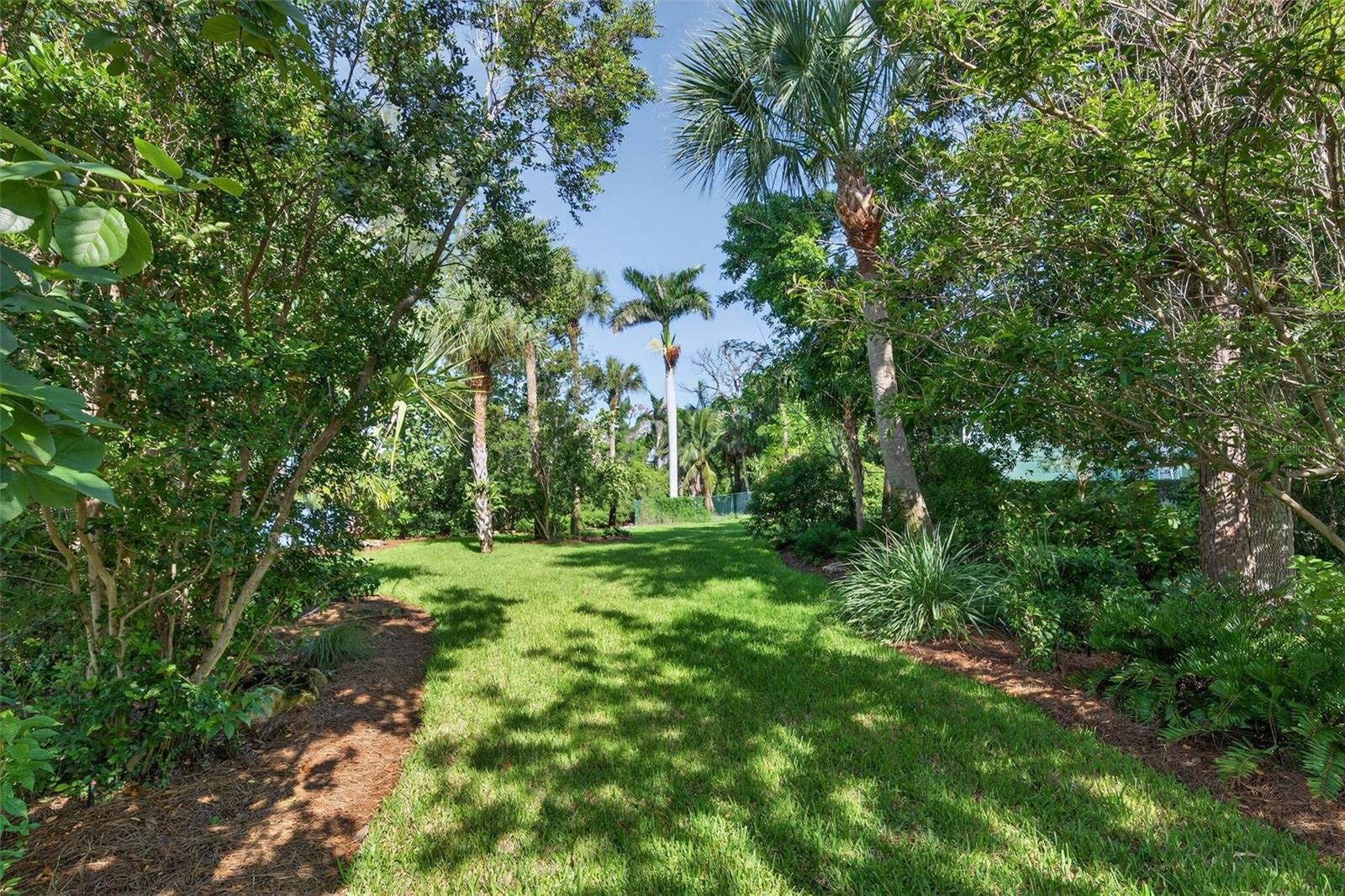 BAYVIEW GROVE - Residential