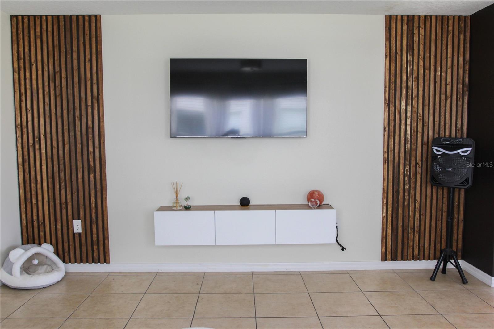 AMBER POINTE UNIT 2 - Residential Lease