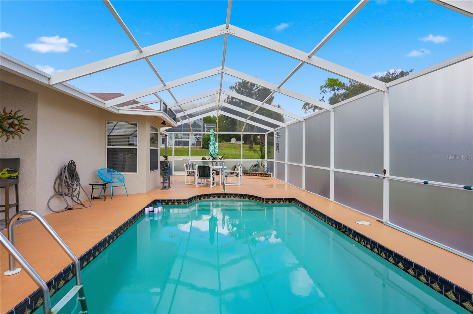 SEVEN HILLS - Residential