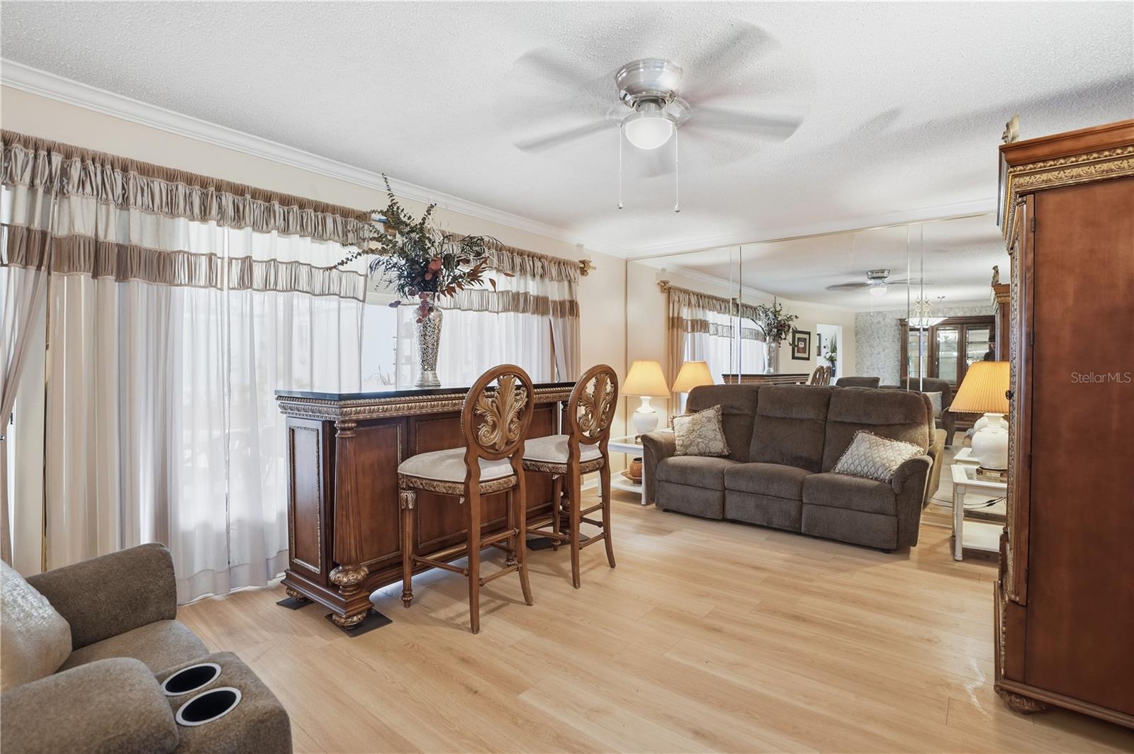 SEVEN HILLS - Residential