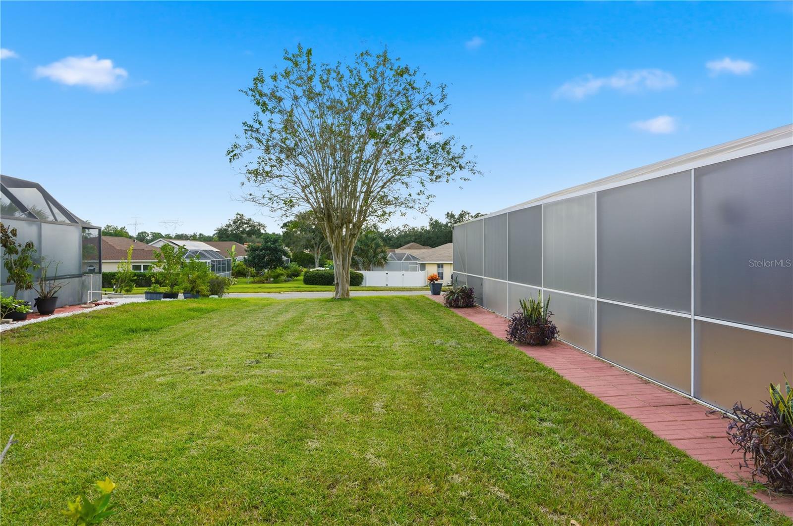 SEVEN HILLS - Residential