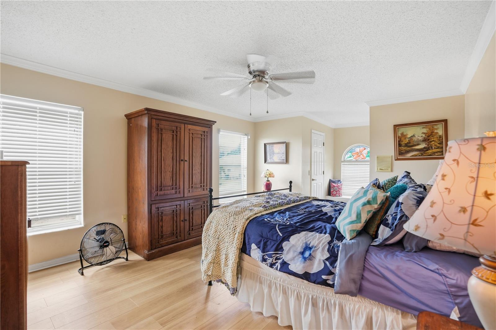 SEVEN HILLS - Residential