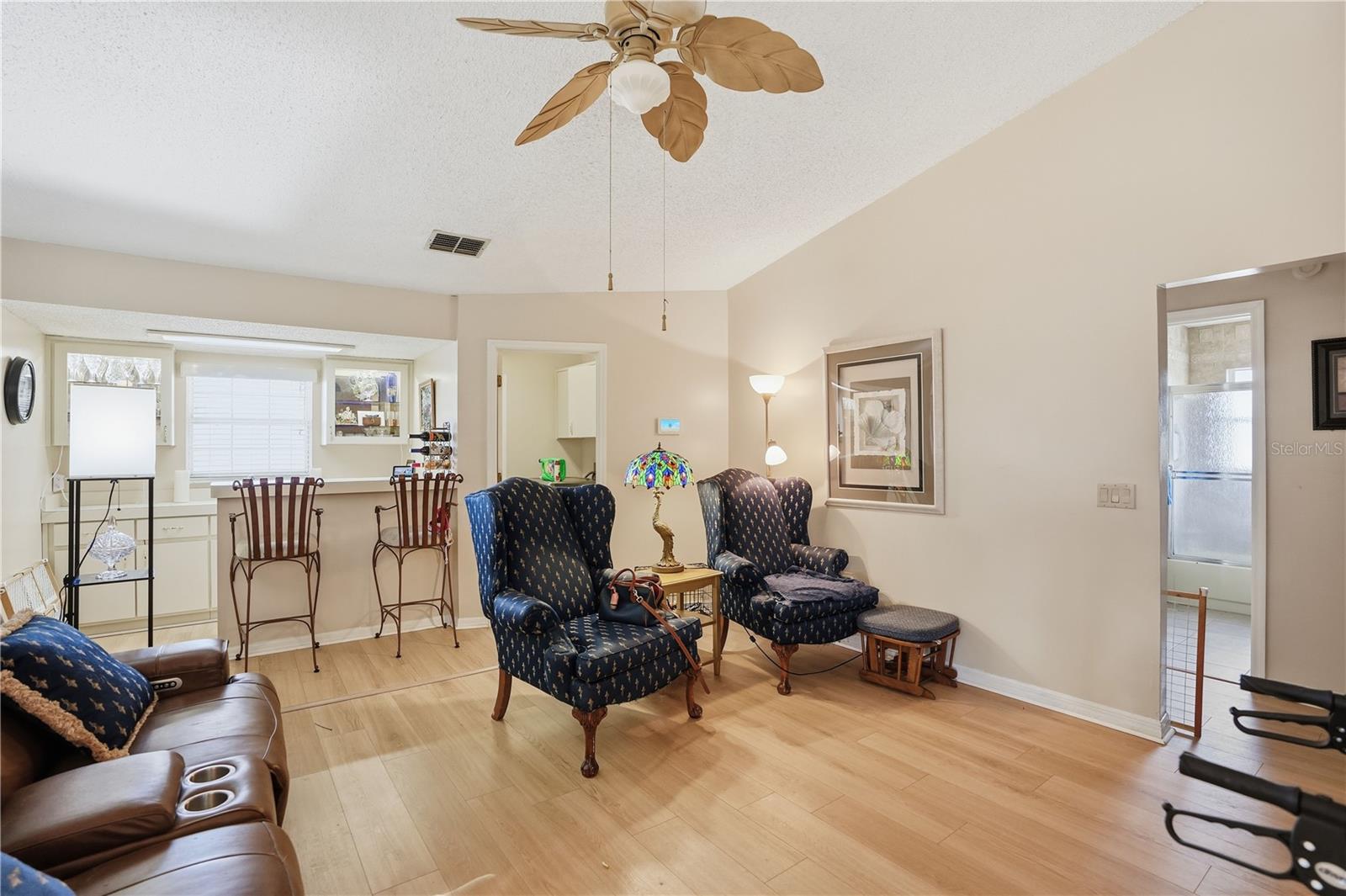 SEVEN HILLS - Residential