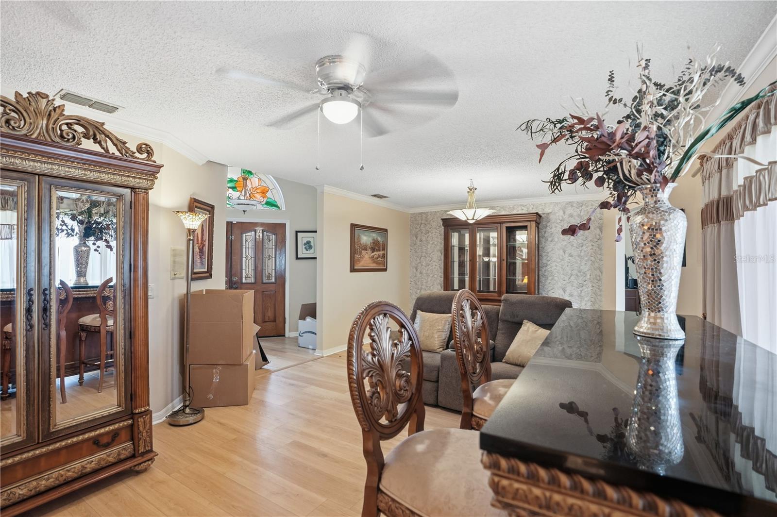 SEVEN HILLS - Residential