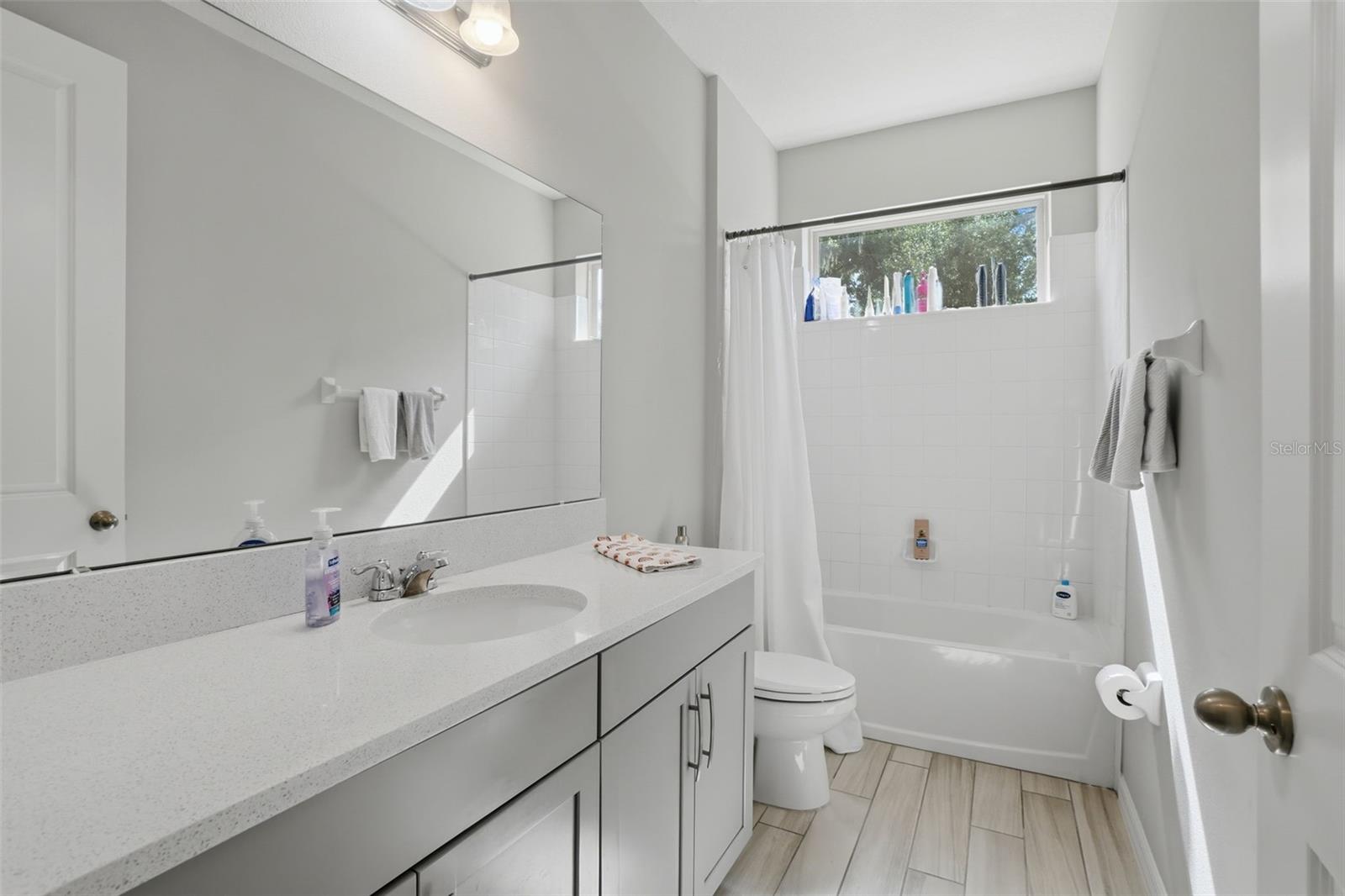 WINDERMERE ISLE - Residential