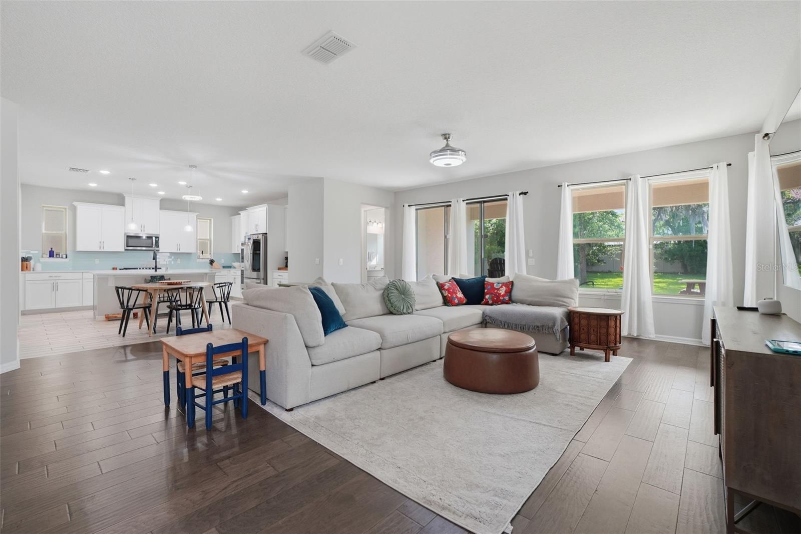 WINDERMERE ISLE - Residential