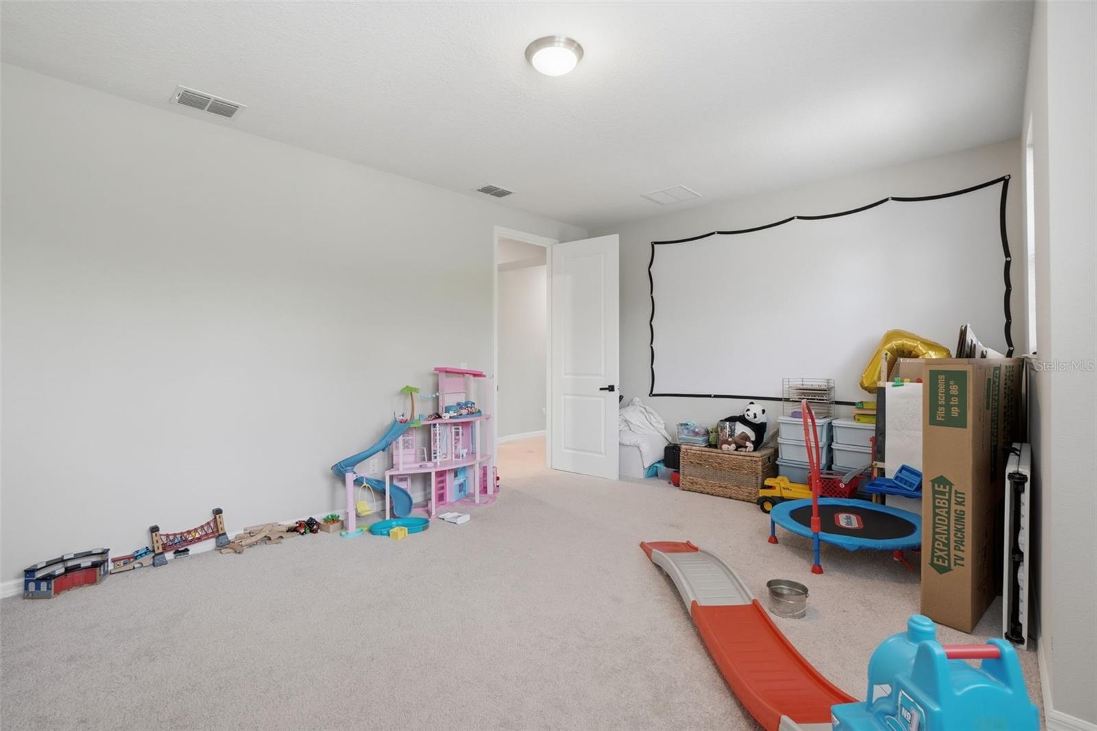 WINDERMERE ISLE - Residential