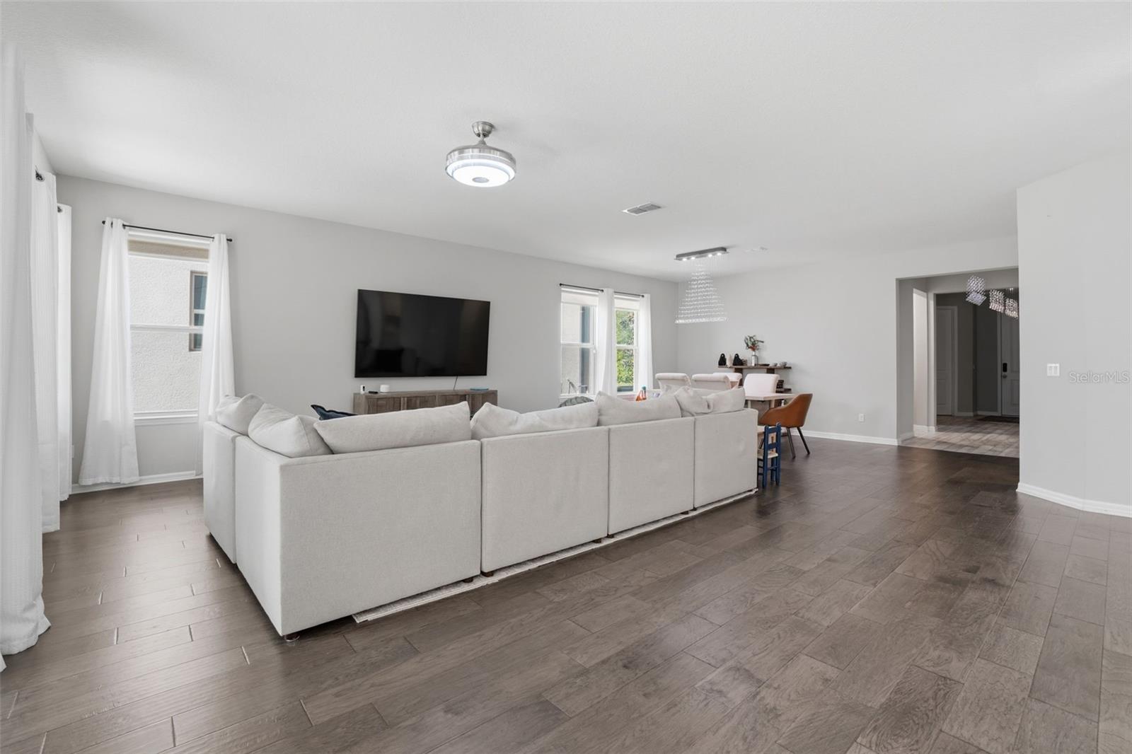 8355 TORCELLO ISLE DRIVE