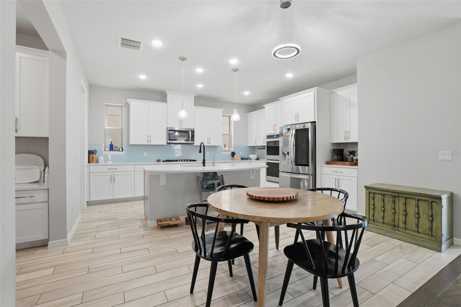 WINDERMERE ISLE - Residential