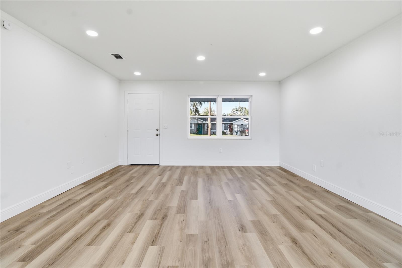 SUN ACRES - Residential