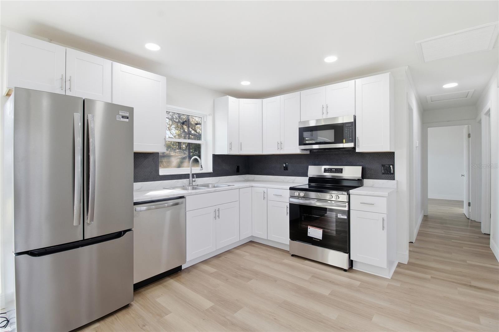 SUN ACRES - Residential