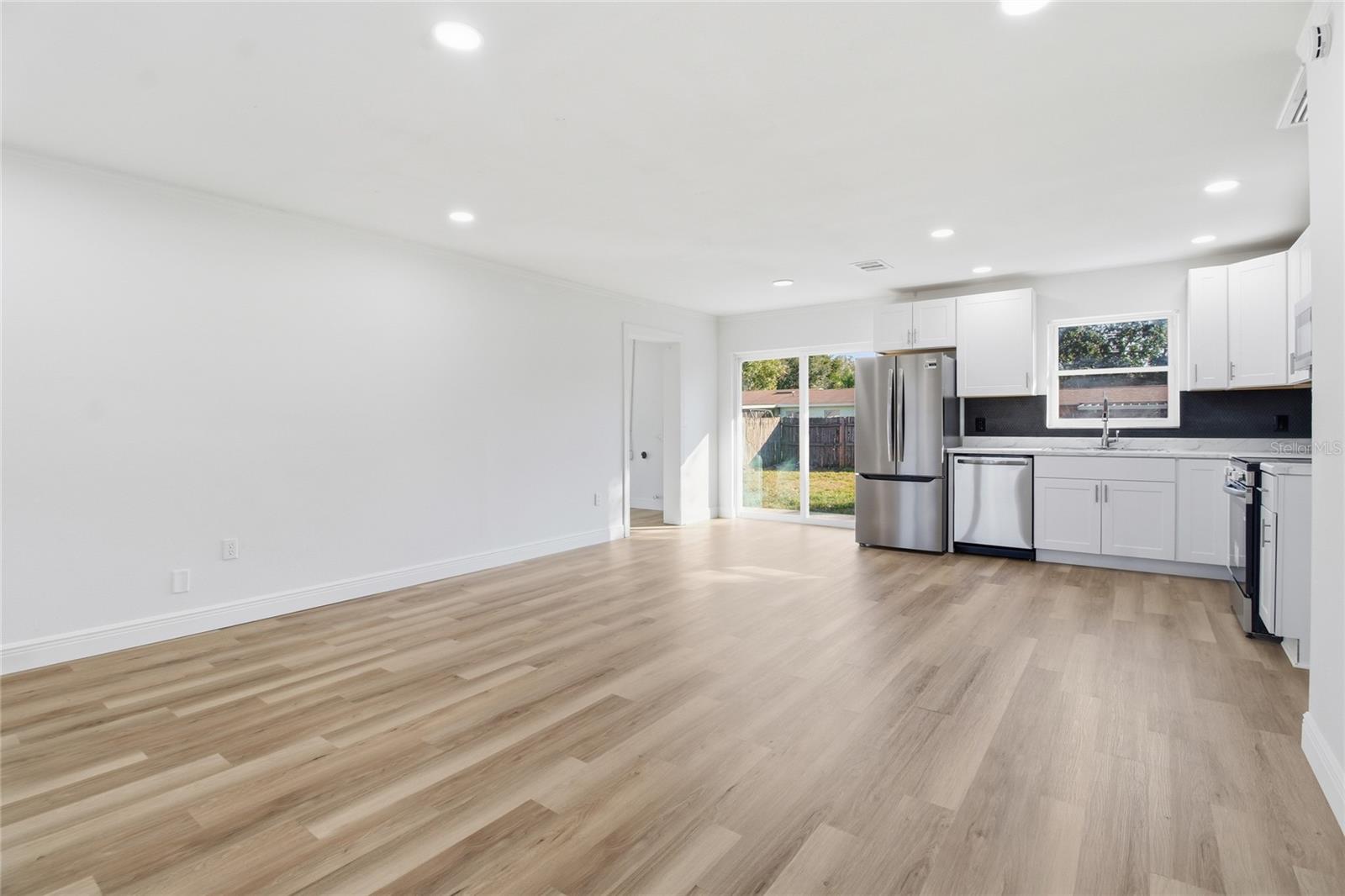 SUN ACRES - Residential