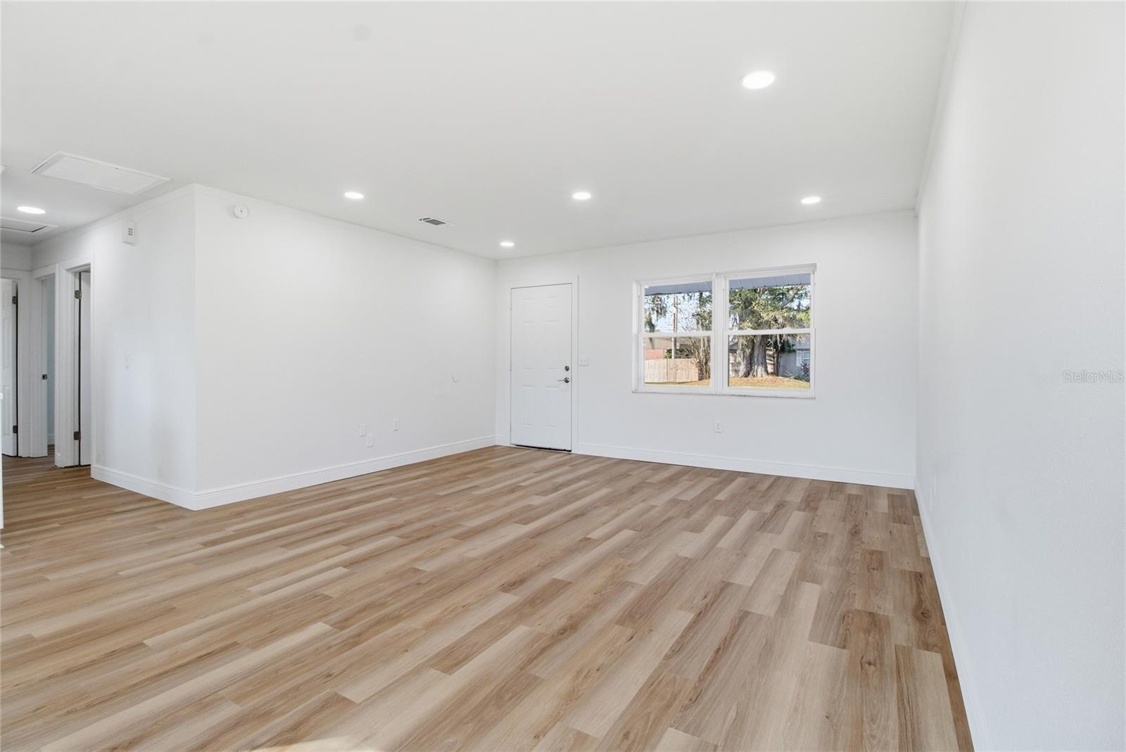 SUN ACRES - Residential