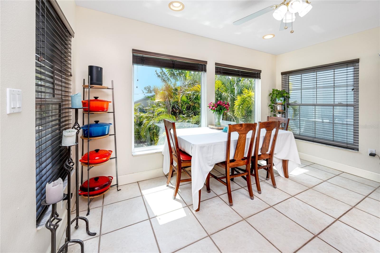 TIERRA VERDE UNIT 1 3RD REP - Residential
