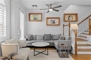 REGENT LANE BLK 2, LOT 10 - Residential