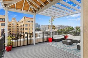 REGENT LANE BLK 2, LOT 10 - Residential