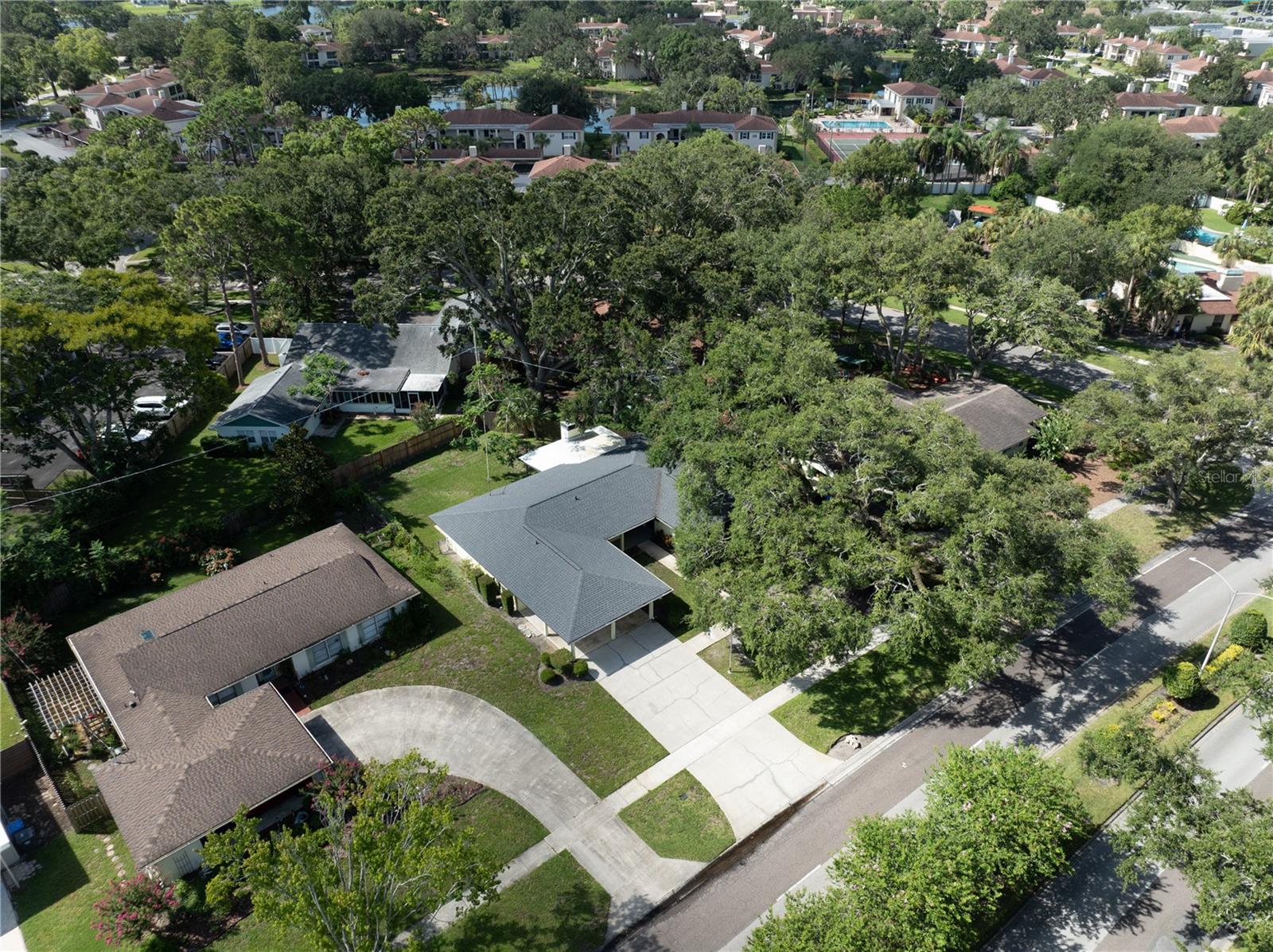 CARROLLWOOD SUB UNIT 2 - Residential