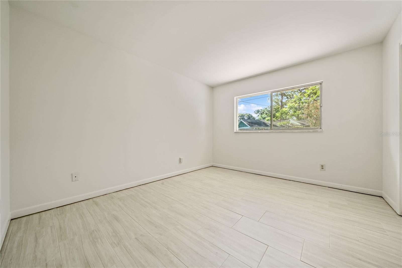 CARROLLWOOD SUB UNIT 2 - Residential