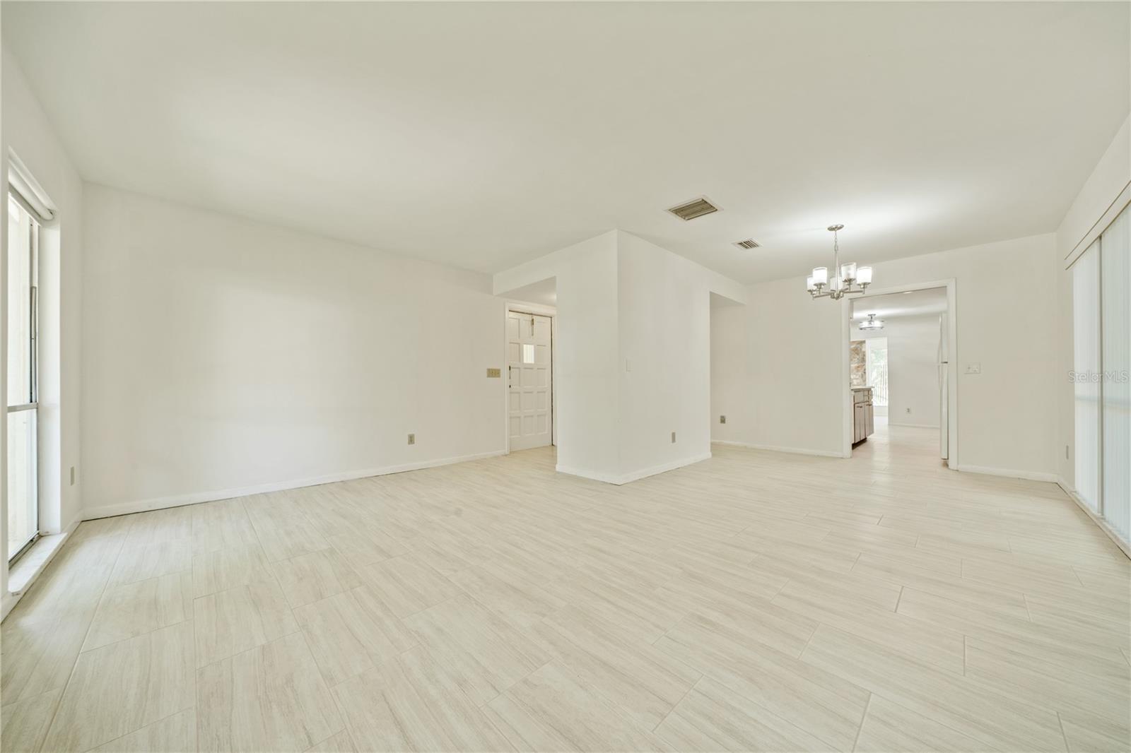 10403 LAKE CARROLL WAY