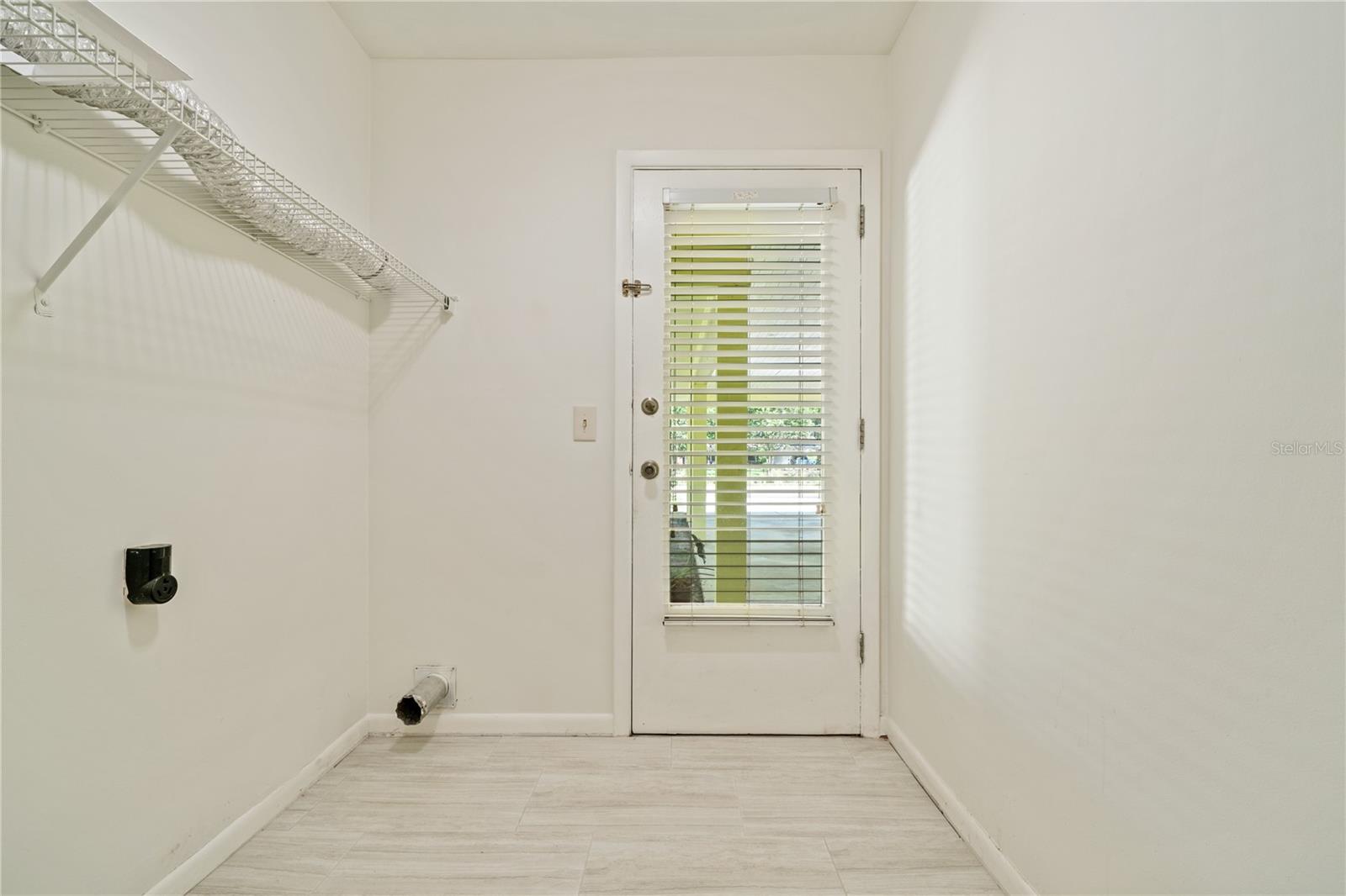 CARROLLWOOD SUB UNIT 2 - Residential